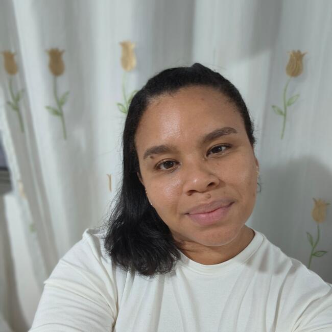 Babysitter in Embu das Artes: Thalita