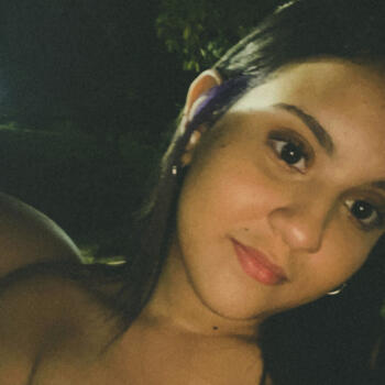 Babysitter Ipatinga: Lara