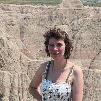 Babysitter in Fredonia (Wisconsin): Erika