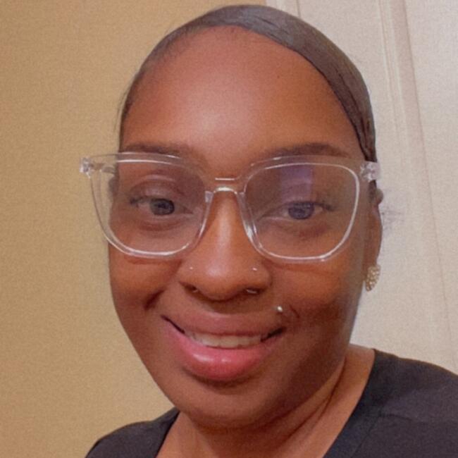 Babysitter in High Point (North Carolina): Latrena