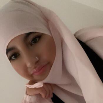 Babysitter in Boulogne-Billancourt: Oumayma