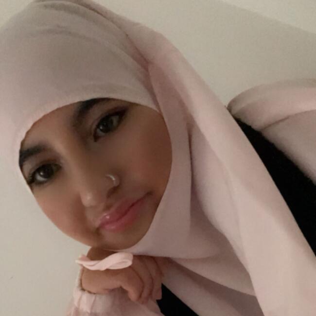 Babysitter in Boulogne-Billancourt: Oumayma