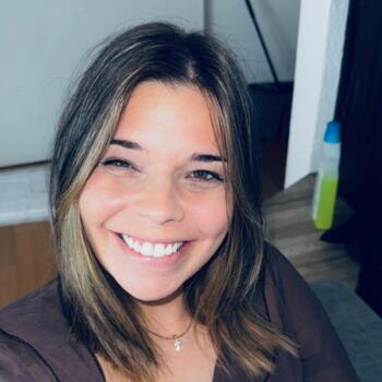 Babysitter in Zurich: Sara