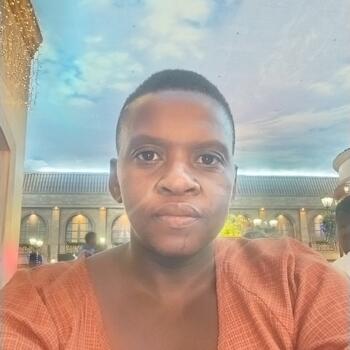Babysitter in Cape Town: Sally Nobubele