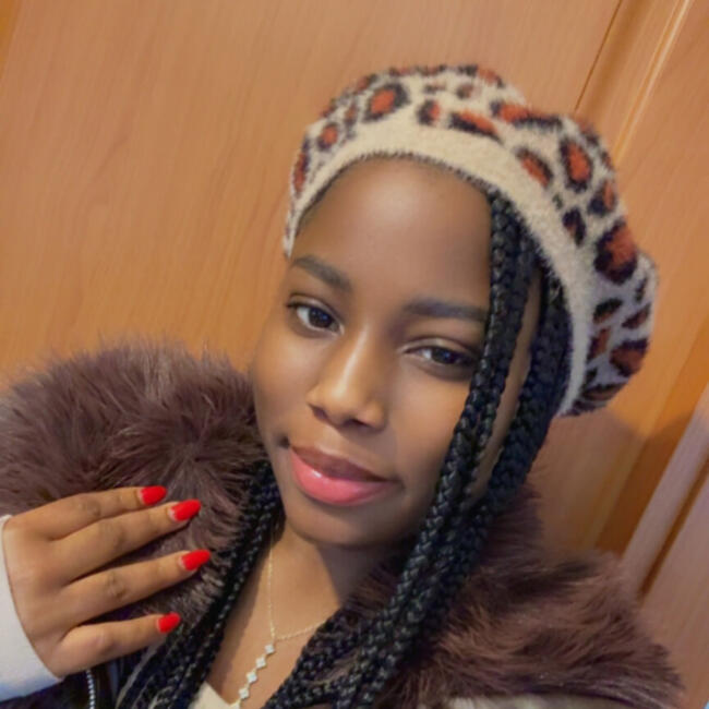 Nanny in Istanbul: Bella