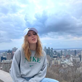 Babysitter in Bastia: Flavie