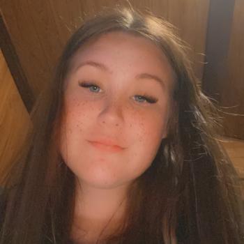 Babysitter in Goulburn: Chloe