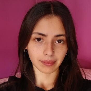 Niñera en San Juan Bautista: Agustina