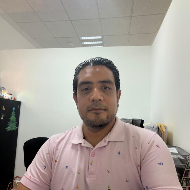 Babysitting job in Emiliano Zapata: Andrey