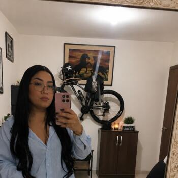 Babysitter Guarulhos: Cintya