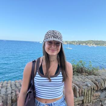 Babysitter in Nice: Lisandre