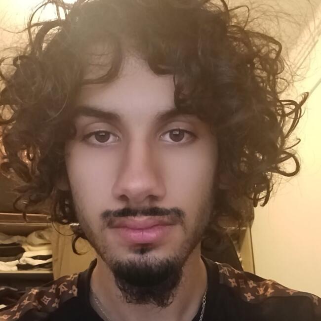 Babysitter in Boulogne-Billancourt: Rayane