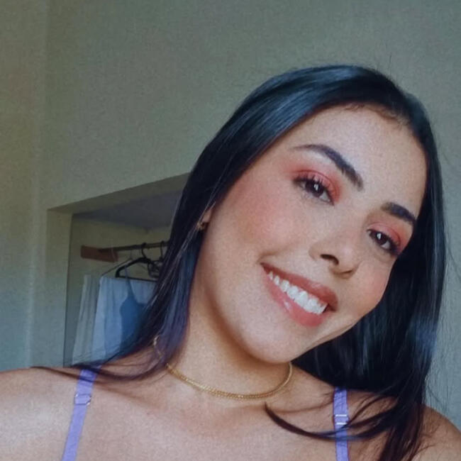 Babysitter in Sumaré: Julia