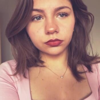 Babysitter Charvieu-Chavagneux: Melissa