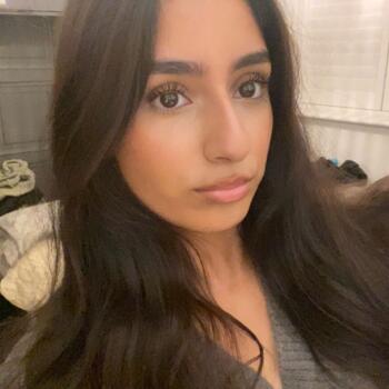 Babysitter in Rochdale: Samya