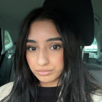 Babysitter Rochdale: Samya