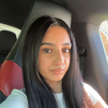 Babysitter Rochdale: Samya