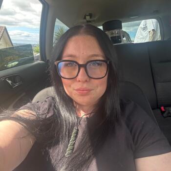 Babysitter in Auckland: Lara