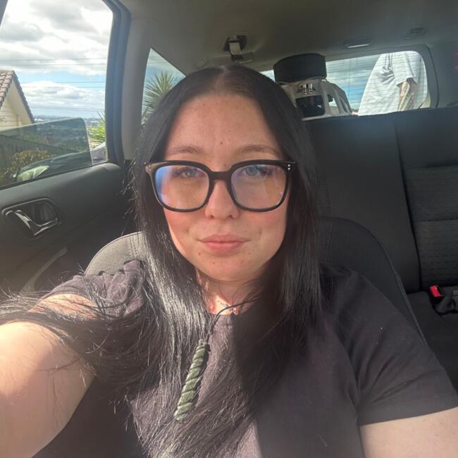 Babysitter in Auckland: Lara