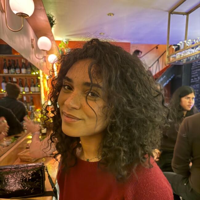 Babysitter in Paris: Marine