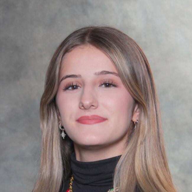 Babysitter in Plaisance-du-Touch: Victoria