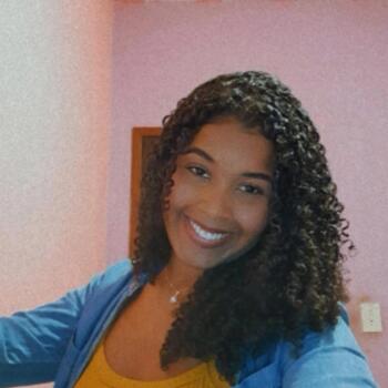 Babá em Angra dos Reis: Lana