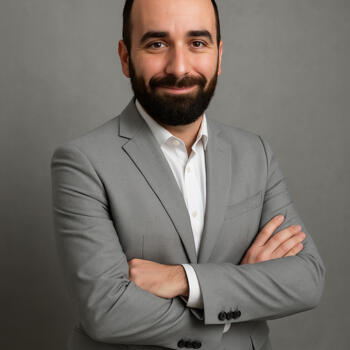 Babysitting job in Jazīrat Abū Z̧aby: babysitting job Eihab