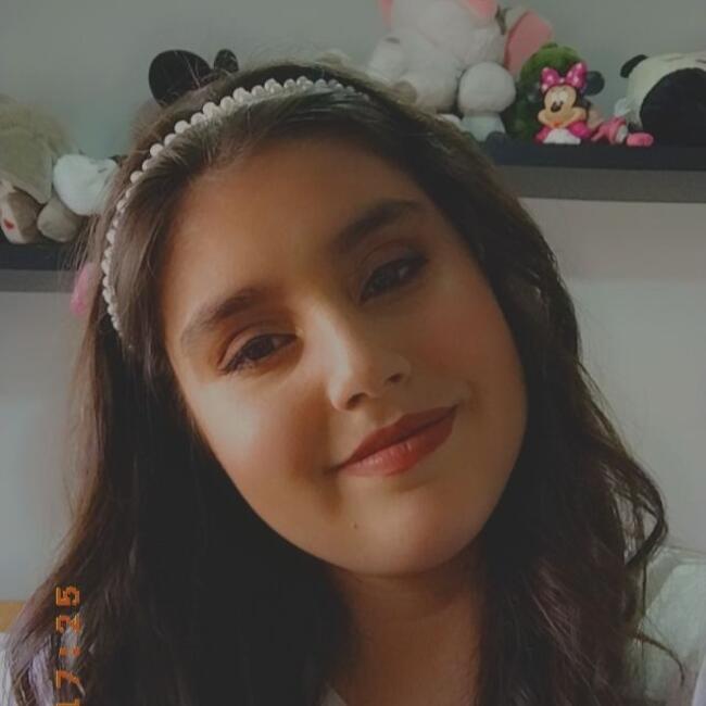 Babysitter in Maia: Raquel