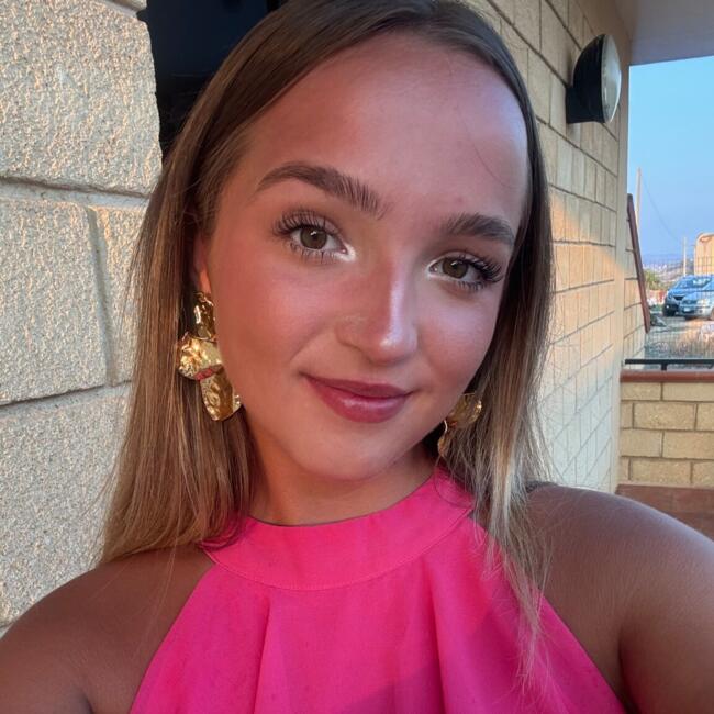 Canguro en Barcelona: Adèle