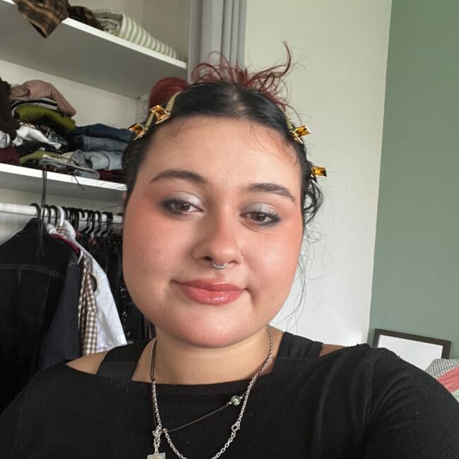 Babysitter in Toulouse: Lison