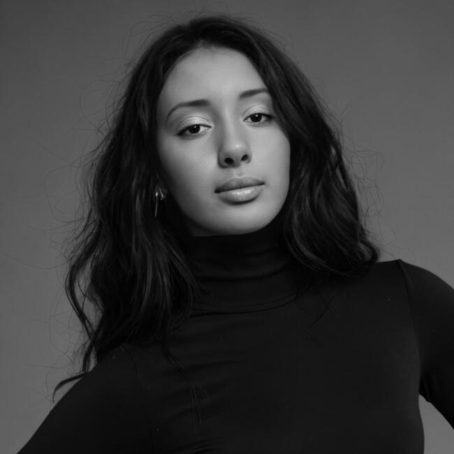 Babysitter in Angoulême: Manelle