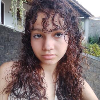 Babysitter Muriaé: Luísa