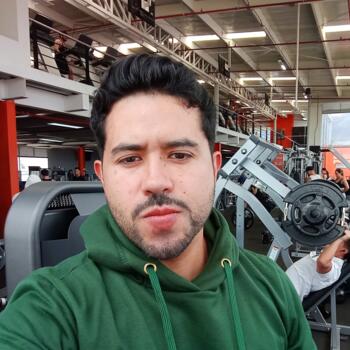 Trabajo para niñera en Bogotá: trabajo de niñera Daniel