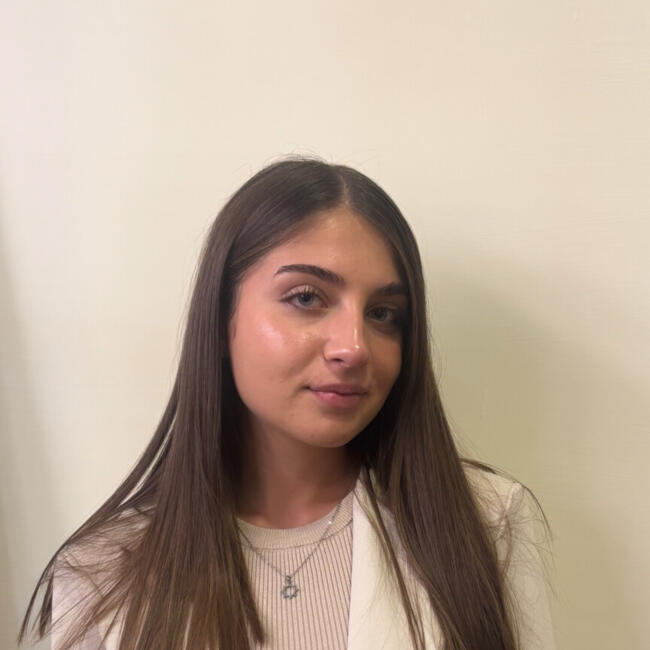 Babysitter in Portici: Asia