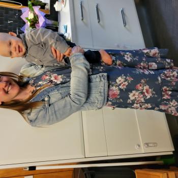 Babysitting job in Kaimai: babysitting job Sharon