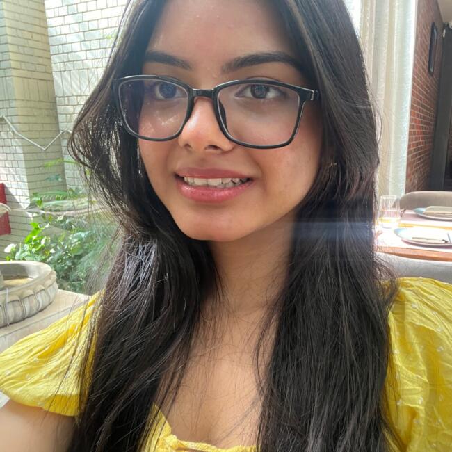 Babysitter in Delhi: Sunakshi