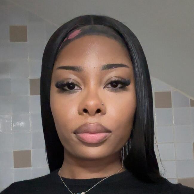 Babysitter in Nantes: Anouk