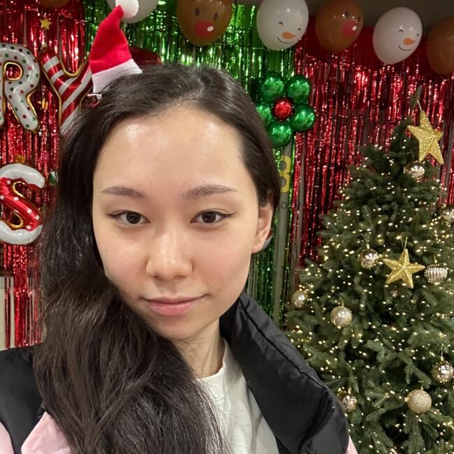 Babysitter in Pyeongtaek-si: Valeria