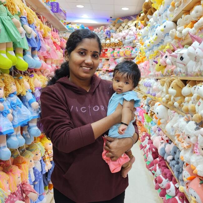 Babysitter in Dubai: Bimalbussines