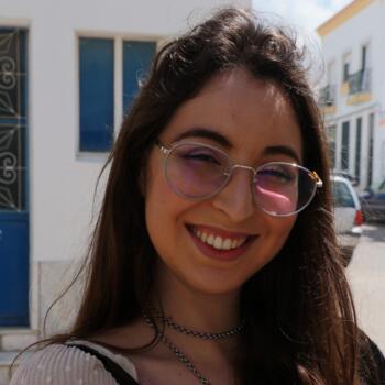 Babysitter em Faro: Luana Pinheiro