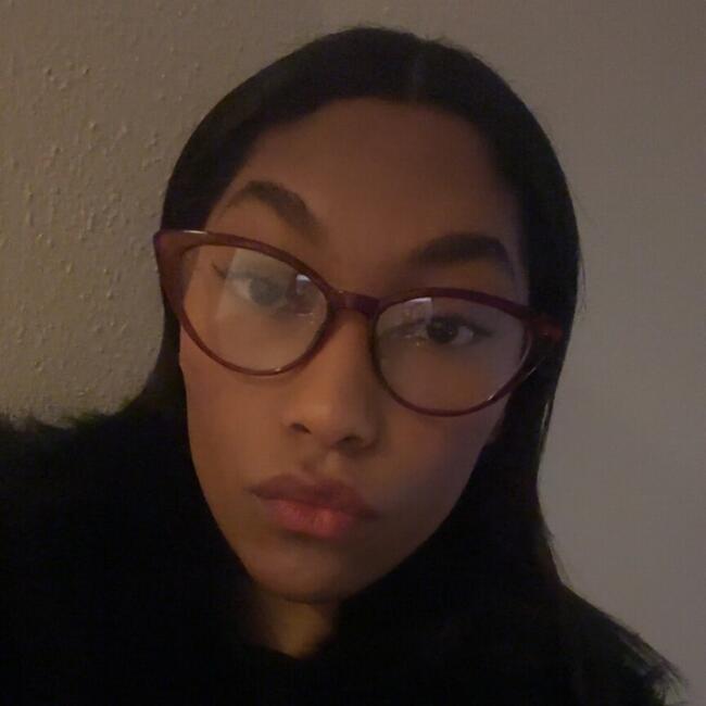 Babysitter in Veyrier: Kelly