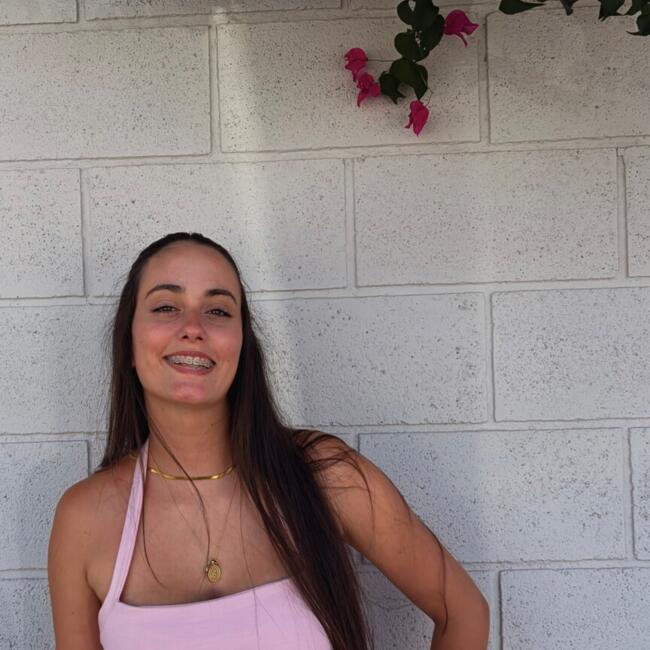 Canguro en Picasent: Paula Vera Moya