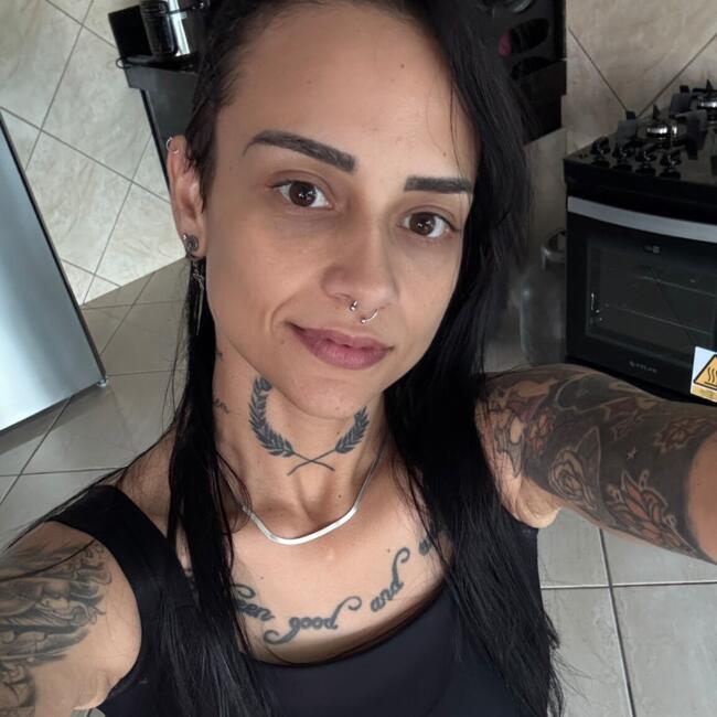 Emprego de babá em Cataguases: Luciene