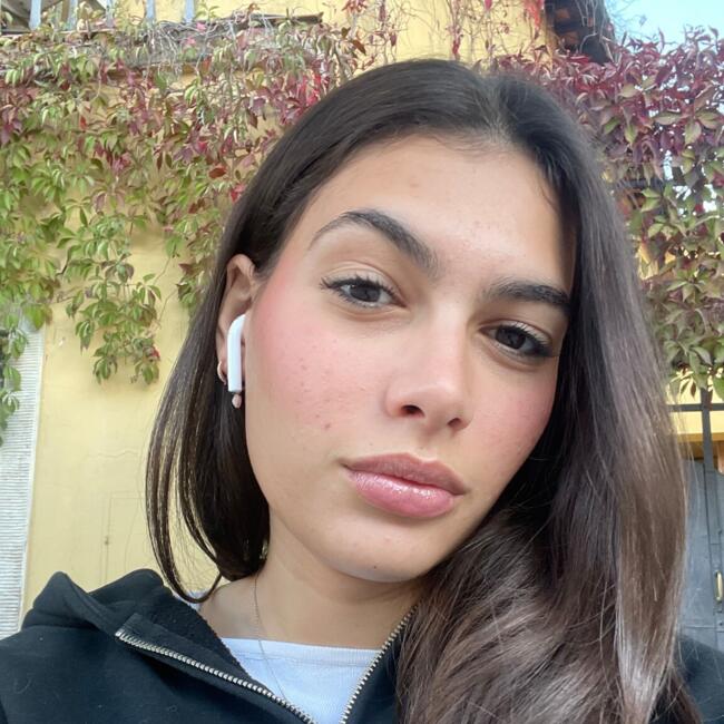 Babysitter a Firenze: Elena