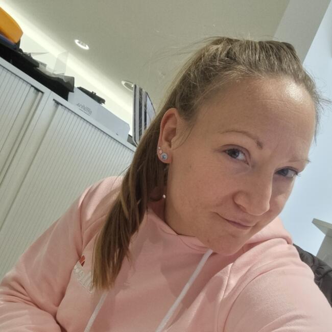 Babysitter Job in Heischtergronn: Nancy