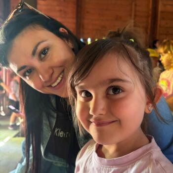 Lavoro per babysitter a Lodi: lavoro per babysitter Yessica