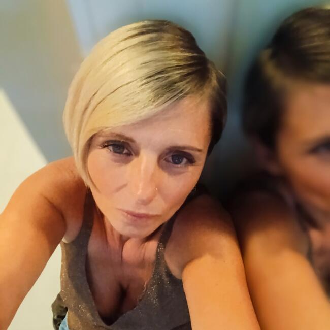 Babysitter in Boulogne-Billancourt: Angélique
