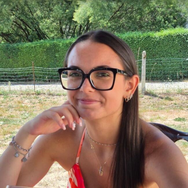 Babysitter in Limoges: Maeva