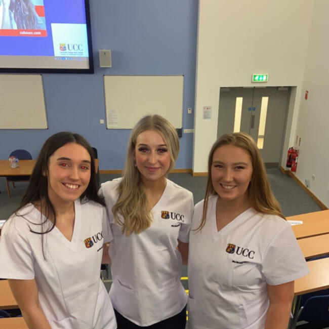 Babysitter in Cork: Ciara