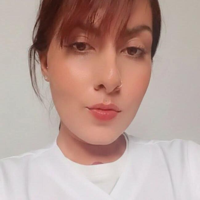 Babysitter in Guaíba: Laura